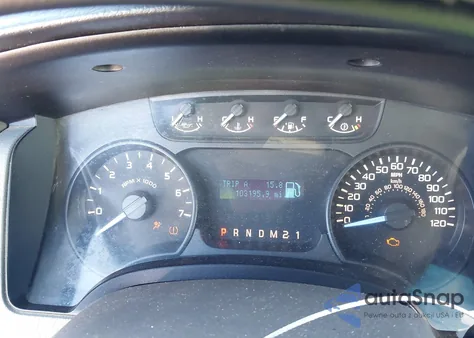 2011 Ford F-150 Xl z USA, uszkodzony, nr VIN 1FTFX1CF4BFB05474